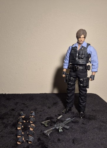 Leon kennedy figure - leon, resident