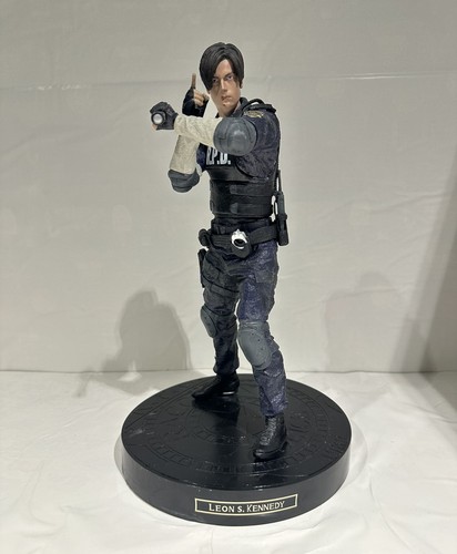 Resident evil leon - leon, scott