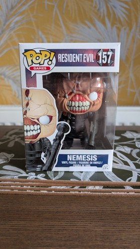 Funko pop vinyl resident - pop,
