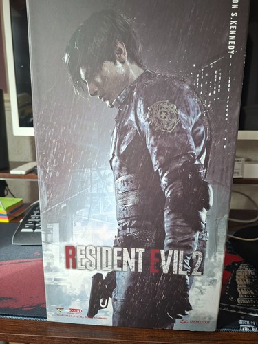 Damtoys resident evil leon - damtoys,