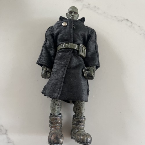 Tyrant resident evil - /mr., x