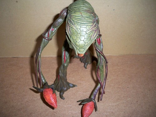 Resident evil ivy plant figure - resident,